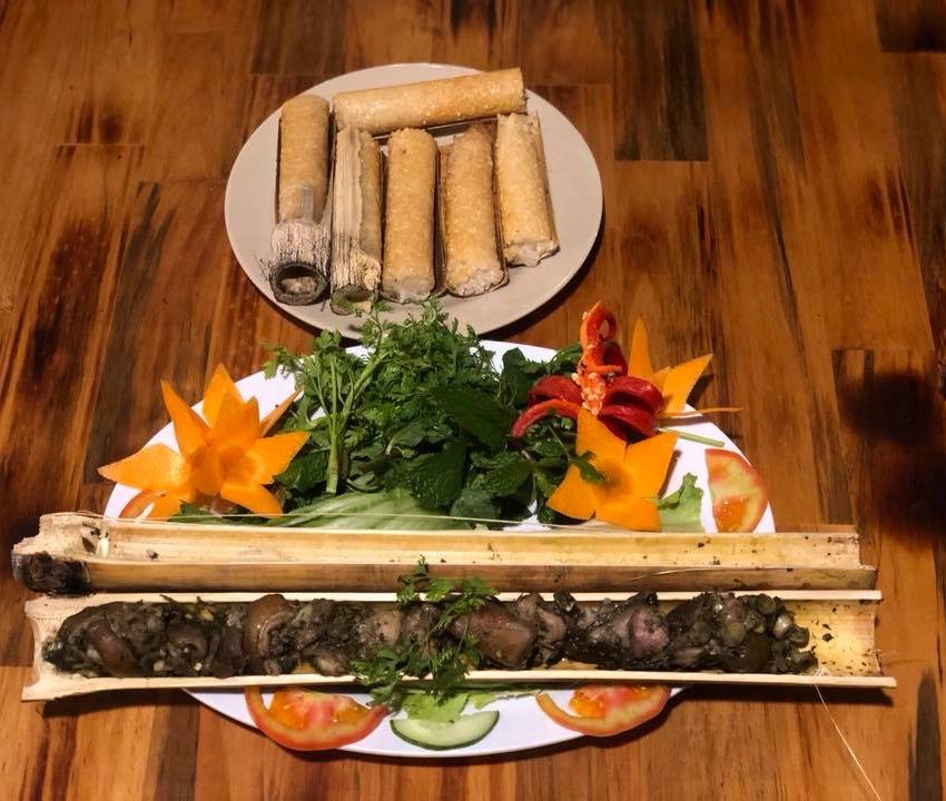 Khi đã đến Khét BBQ chắc chắn bạn sẽ biết được ở Đà Lạt có gì ngon. Ăn gì ngon ở Đà Lạt bây giờ, dễ thôi hãy đến Khét BBQ thử xem sao.