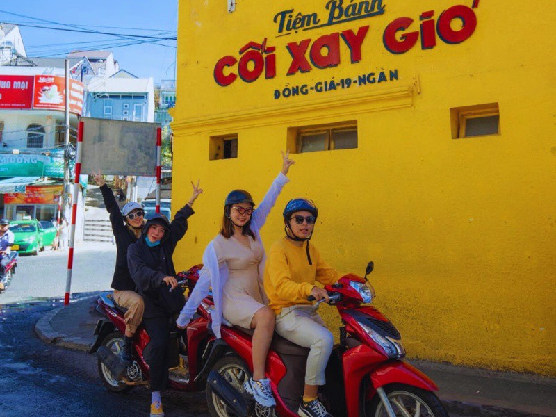 đi tour Đà Lạt bằng xe máy