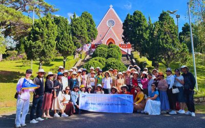 đoàn khách đến từ công ty may Hòa Thọ - Hội An đi tour Đà Lạt