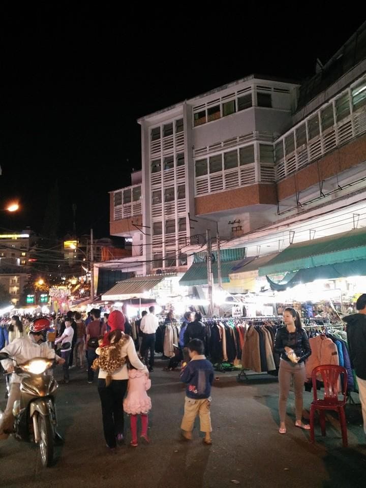 Chợ đà lạt về đêm Chợ đêm Đà Lạt