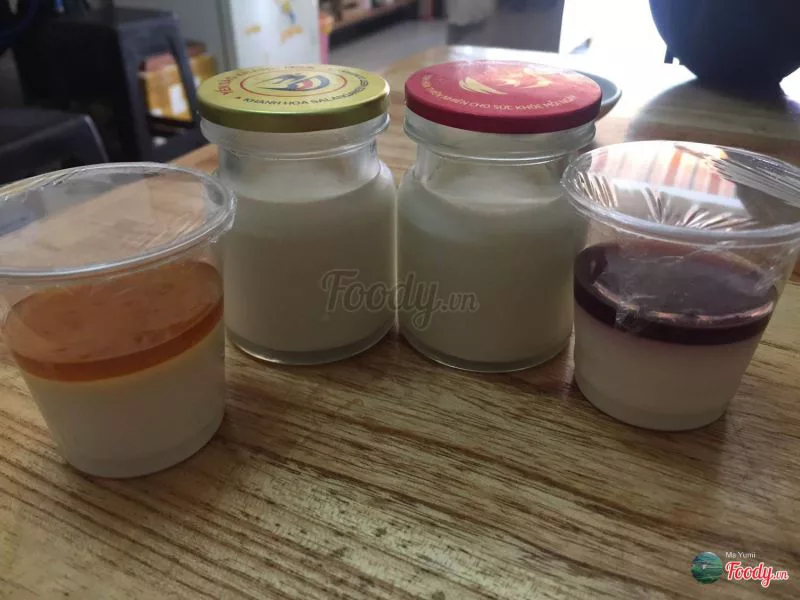 Quán bún bò Huế ở Đà Lạt - Yaourt phô mai quán Vy Vy