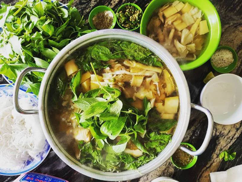 Lẩu gà Lá É Đà Lạt ngon Lẩu gà lá é Tao Ngộ