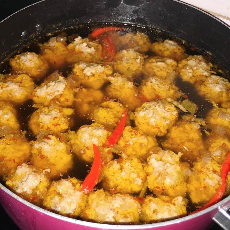 Nồi thịt xíu mại hấp dẫn ở đường Hoàng Diệu, Đà Lạt Nồi thịt xíu mại hấp dẫn ở Hoàng Diệu, tp Đà Lạt