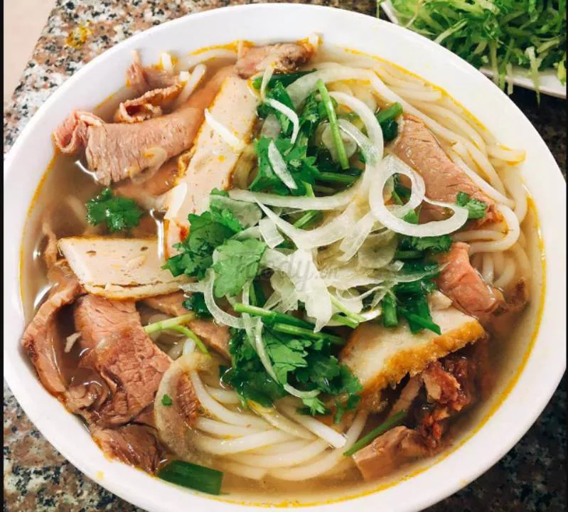 Bún bò ở quán bánh canh Xuân An Bún bò Xuân An