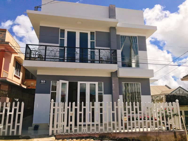 Mặt tiền phía trước Cẩm Tú Cầu Villa ở Tp. Đà Lạt
