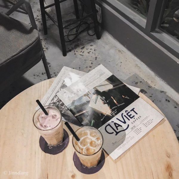 Review Là Việt Coffee - Quán cafe công xưởng ở Đà Lạt