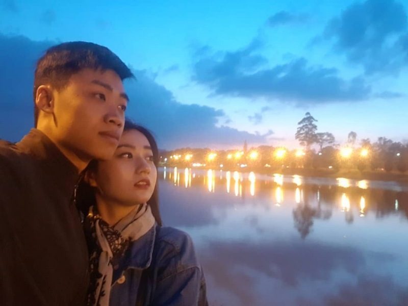 Ngắm Đà Lạt về đêm - hình ảnh trong một phim truyền hình Hồng Kong Ngắm Đà Lạt về đêm - hình ảnh trong một phim truyền hình của Hồng Kong