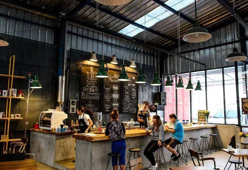 Review Là Việt Coffee – Quán cafe công xưởng ở Đà Lạt
