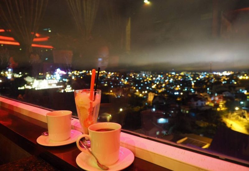 Review Đà Lạt Nights Cafe