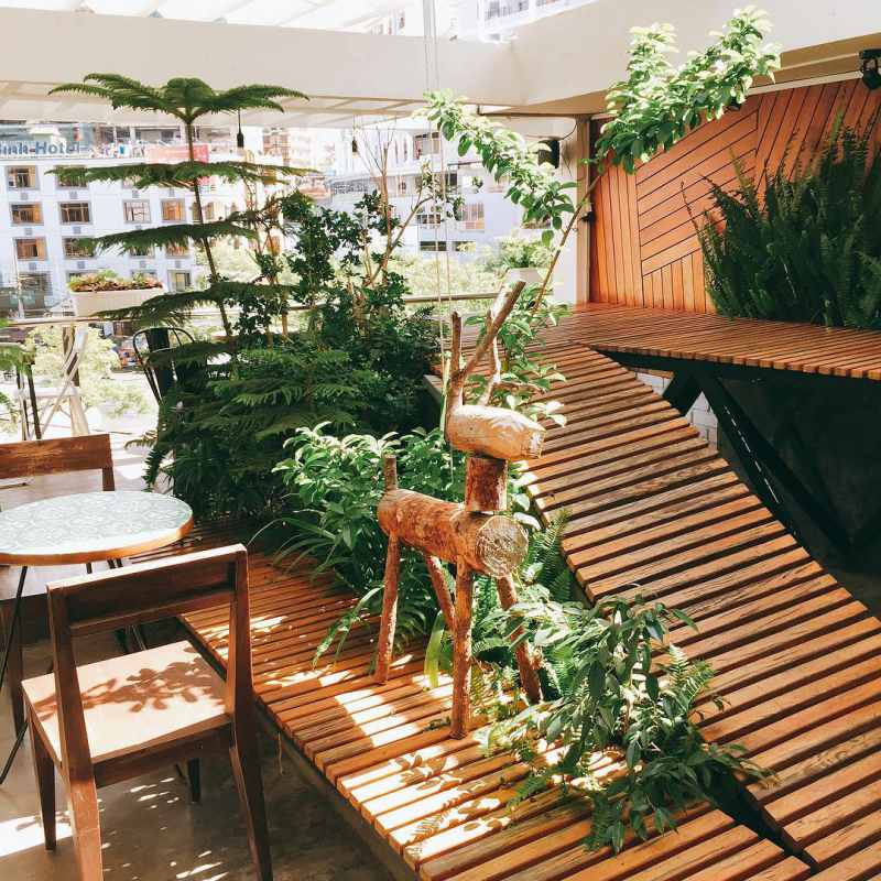 Quán Windmills Cafe ở Đà Lạt Không gian bên trong quán Windmills Cafe Đà Lạt