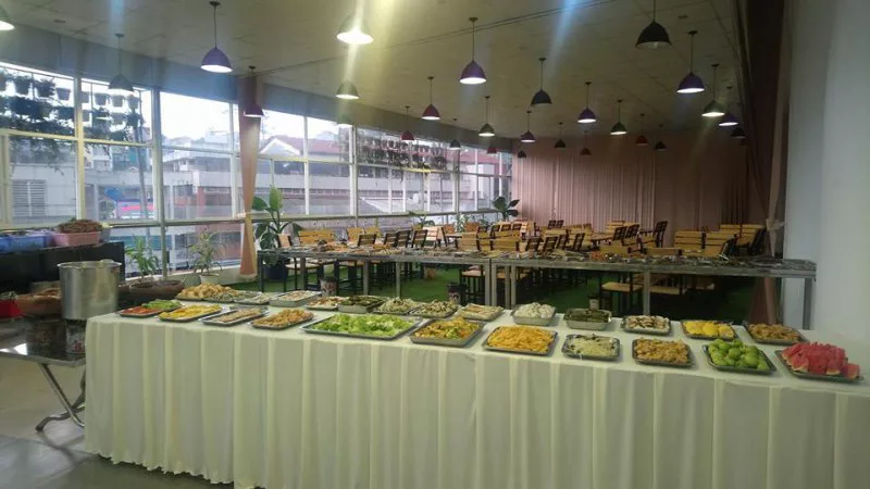 Không gian Quán Buffet Nướng TÁM ở Đà Lạt Không gian bên trong Quán Buffet Nướng TÁM ở Đà Lạt