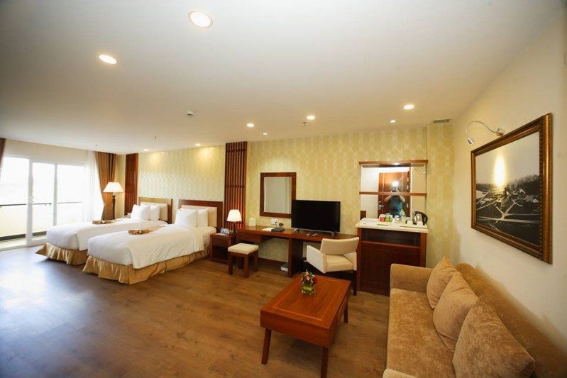 phòng Deluxe Twin của Đà Lạt LADALAT Hotel Không gian bên trong phòng Deluxe Twin của Đà Lạt LADALAT Hotel
