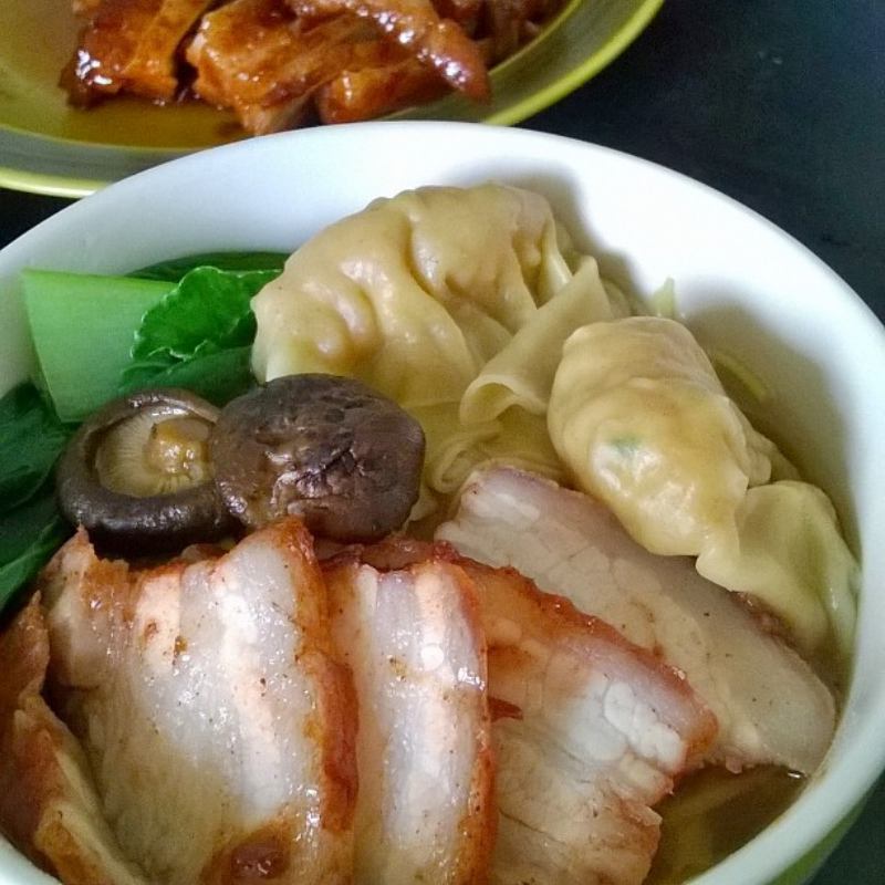 Mì hoành thánh ở Đà Lạt Mì hoành thánh cũng đã xuất hiện ở Đà Lạt