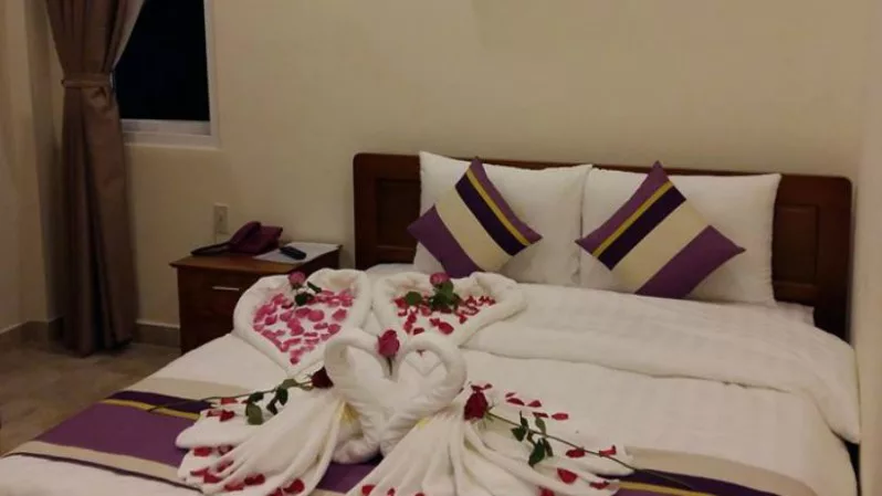 Review Khách sạn Hoàng Quân Đà Lạt Phòng Uyên Ương dành cho tình nhân tại Khách sạn Hoàng Quân ở Đà Lạt