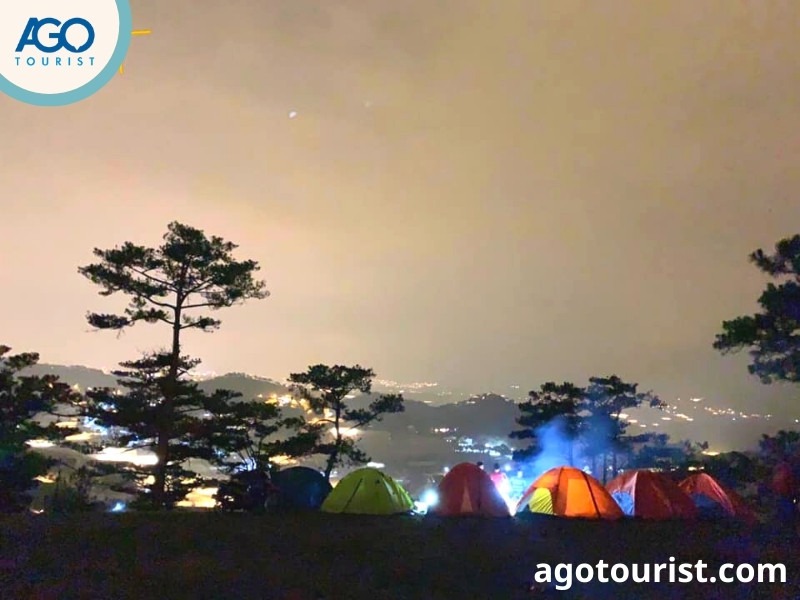 Cắm trại qua đêm tại đồi Đa Phú