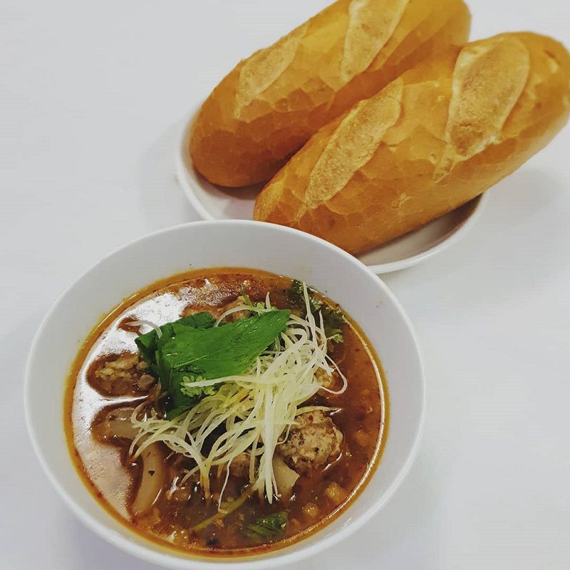 bánh mì xíu mại đà lạt bánh mì xíu mại món ngon ở Đà Lạt