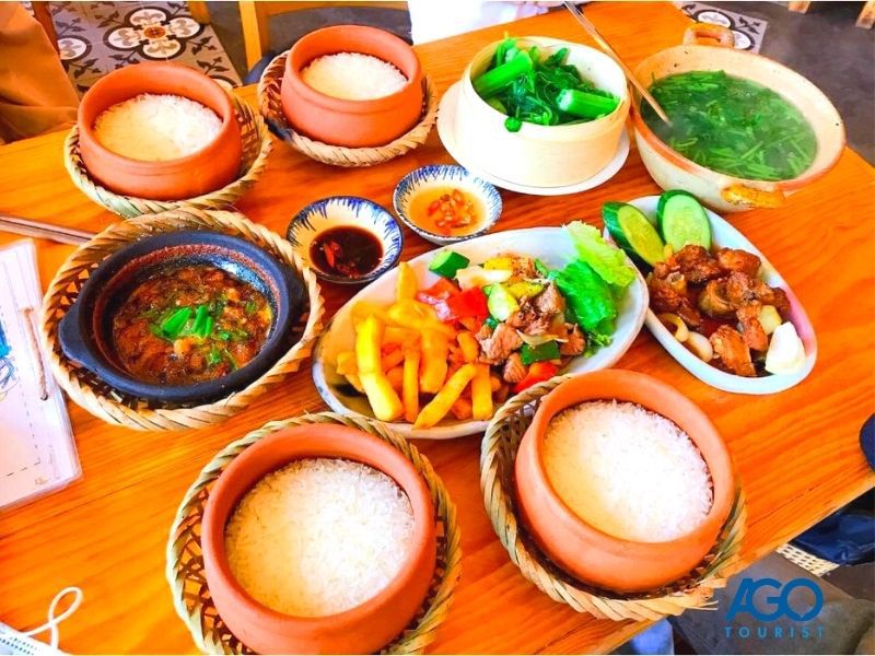 ăn trưa tại Đà Lạt