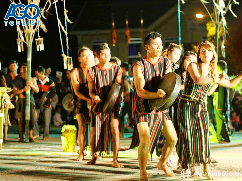 Lễ hội cồng chiêng ở LangBiang
